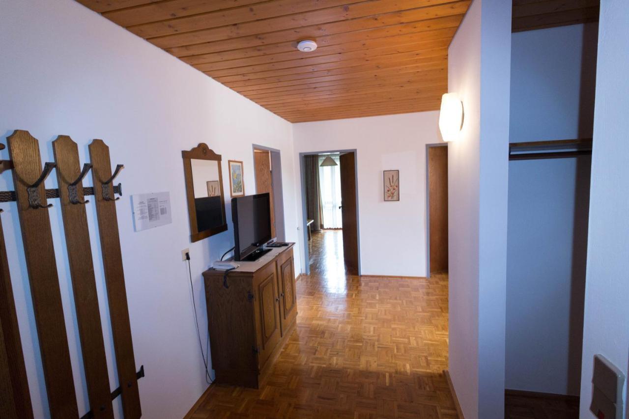 Ferienhof Alte Post, Apartments Weissbriach Exterior photo